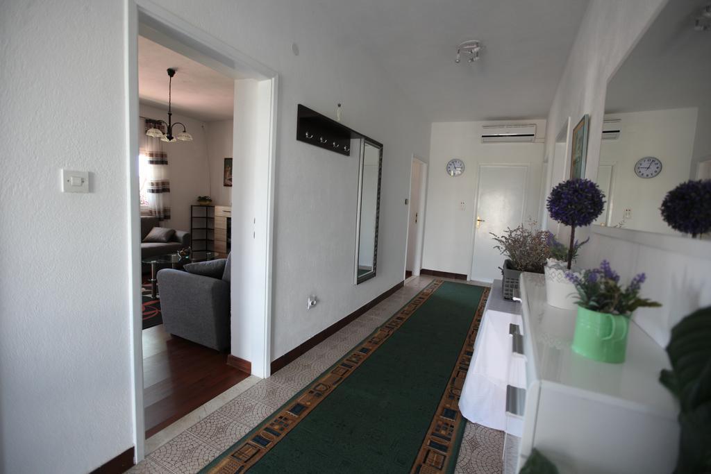 Apartment Marin Seget Donji Luaran gambar