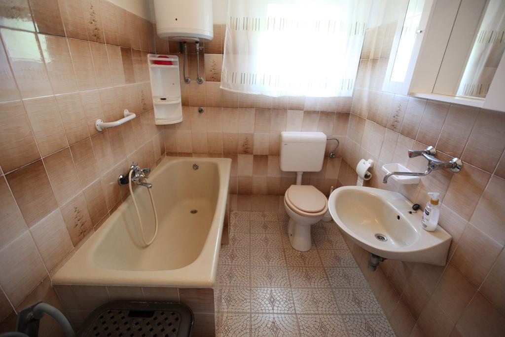 Apartment Marin Seget Donji Luaran gambar